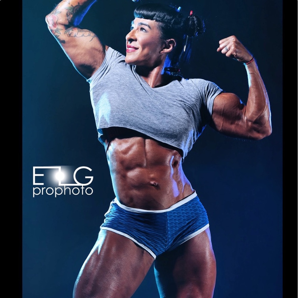 Meet your Posher, Monica